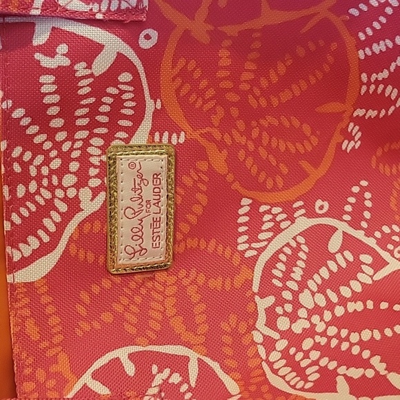 Lilly Pulitzer x Estee Lauder Pink Coral Canvas Sand Dollar Print Tote… - Picture 2 of 5